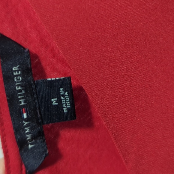 Tommy Hilfiger V Neck Sleeveless Blouse - Size Medium - Picture 4 of 6